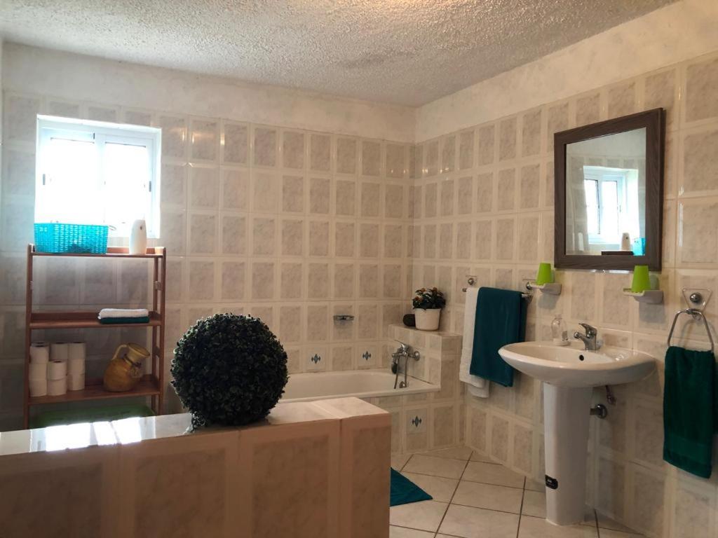 Casa Do Pedro E Da Marina Guest House Lomba  Екстериор снимка